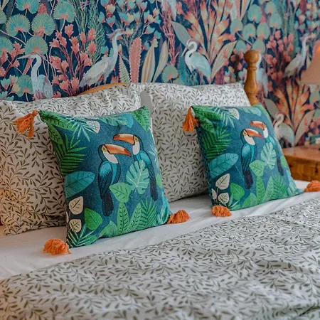 Sea View Paradise Palms