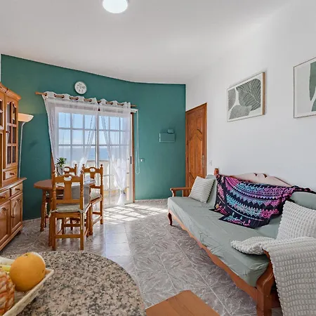 Sea View Paradise Palms 아파트 *