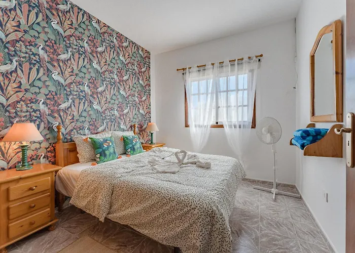 Sea View Paradise Palms *